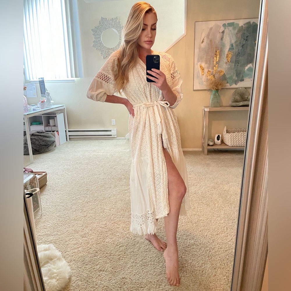 Gorgeous Storets Sky Syelet Tassal Textured Ivory Eyelet Long Dress S/M 🤍